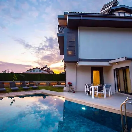 4+1 Havuzlu Deux Fethiye
